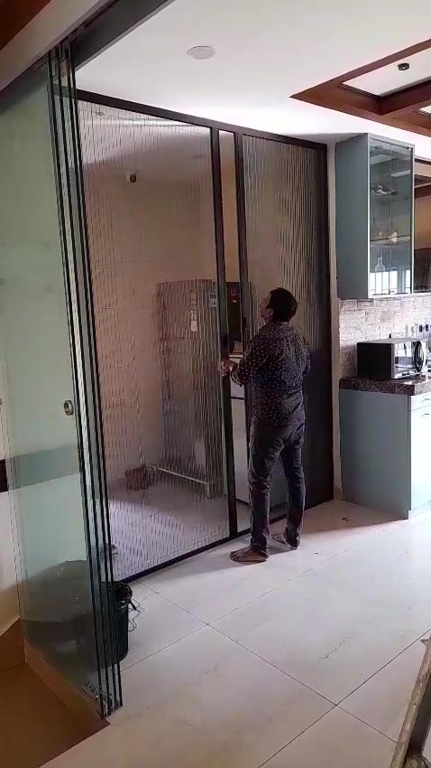 Mosquito net installation